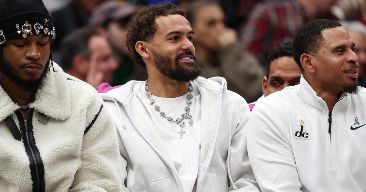 Wizards' Trae Young ejected from bench days before expected D.C. debut