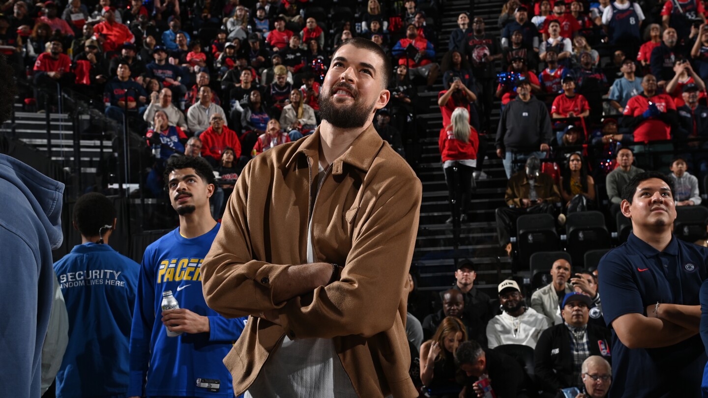 Ivica Zubac will play for Pacers before season ends according to coach Rick Carlisle