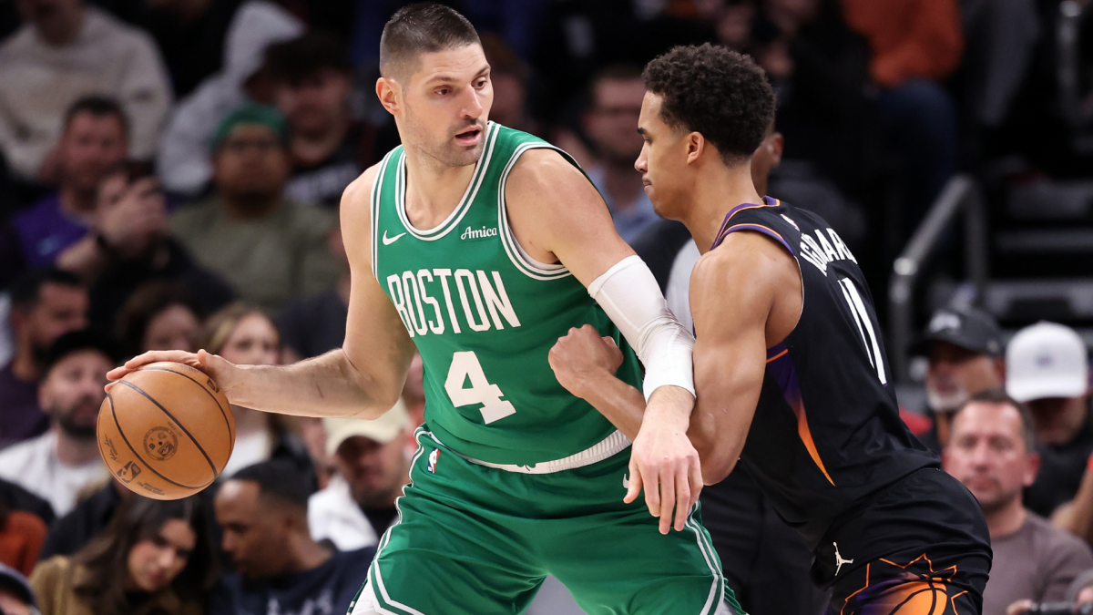 In Jayson Tatum's return, Celtics lose Nikola Vučević to a hand injury for at least a month