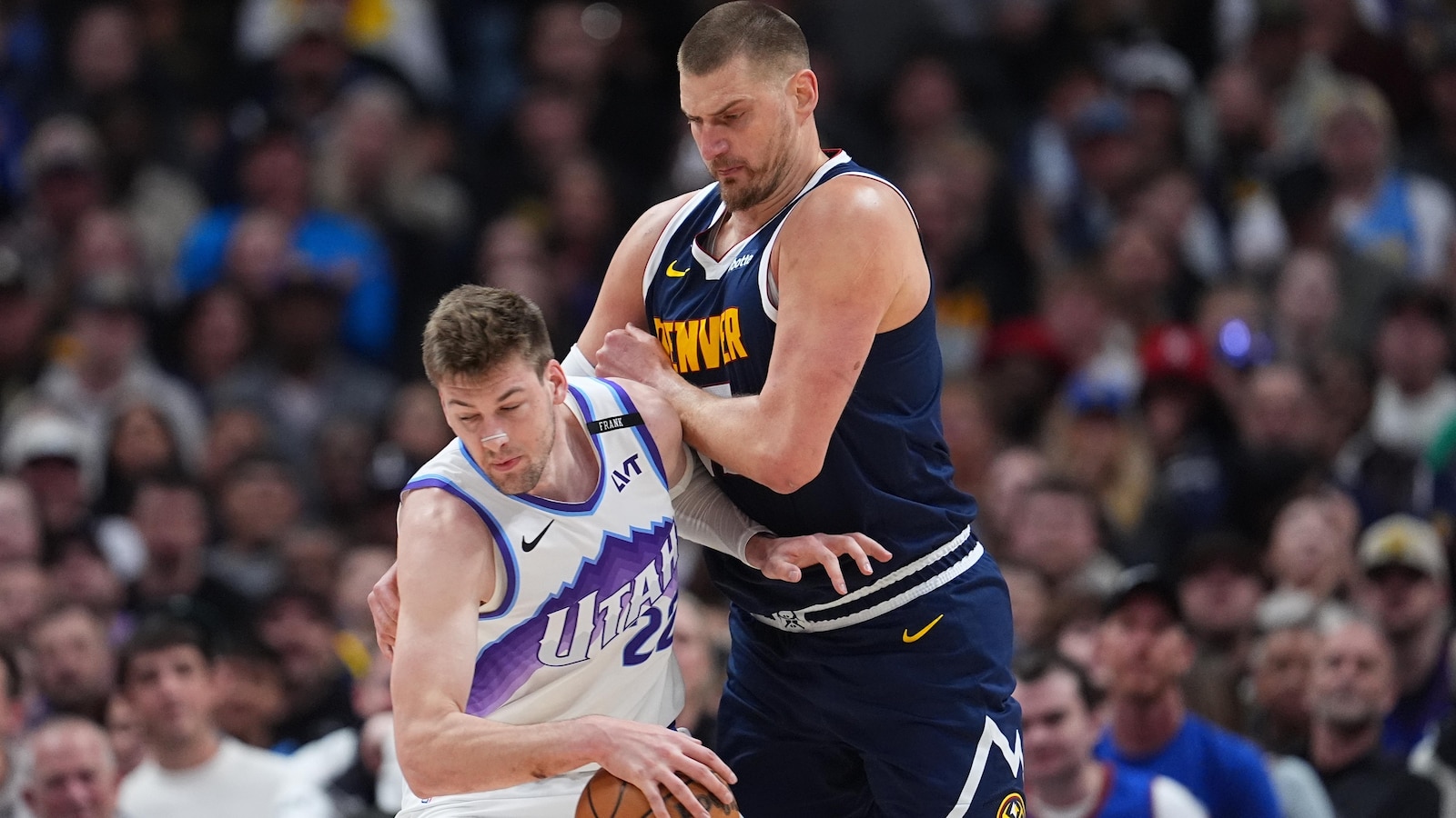 Jokic's triple-double, Murray and Johnson hit late 3s to rally Nuggets by Jazz, 135-129