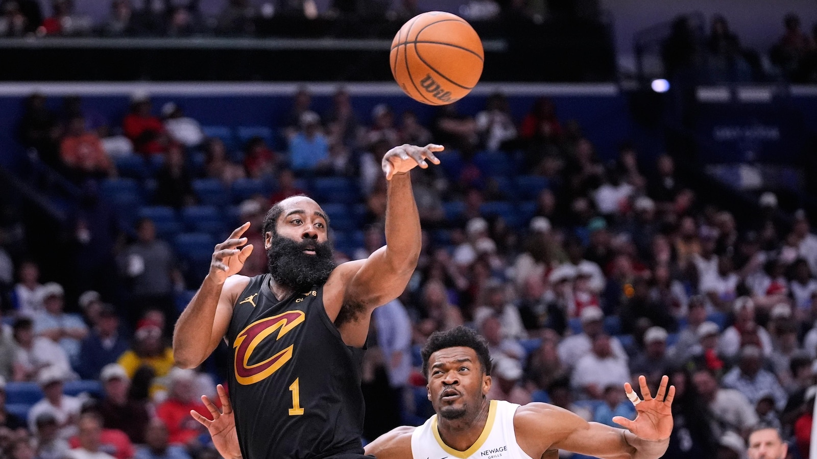 Donovan Mitchell and James Harden power the Cavaliers past the Pelicans 111-106