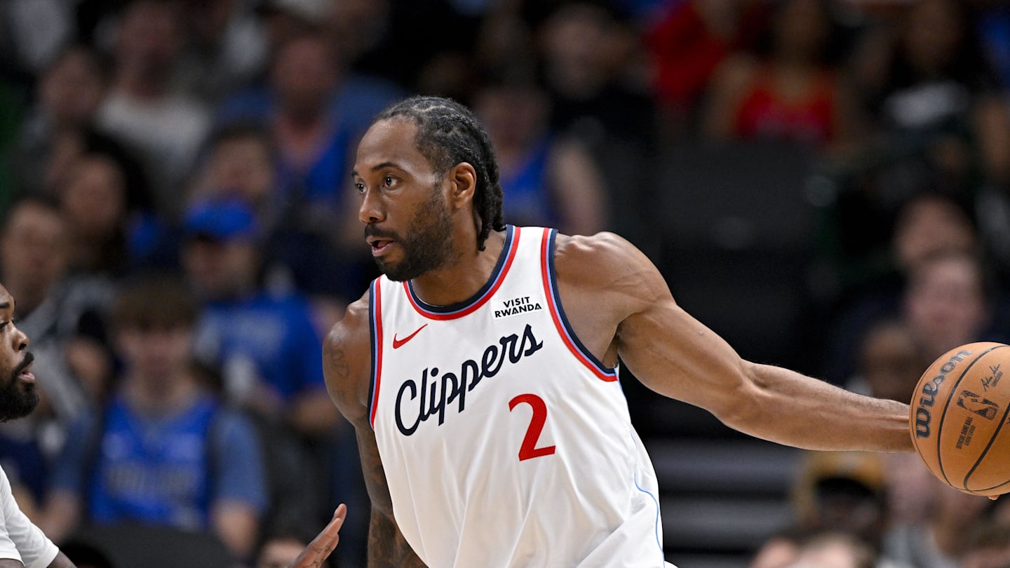 Concerns Over Kawhi Leonard's New Injury Grow After Disappointing Blazers Loss