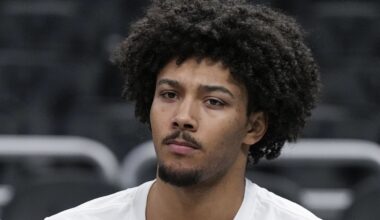 Milwaukee Bucks center Jericho Sims (00) during warmups prior to the game against the Philadelphia 76ers at Fiserv Forum on February 9, 2025.