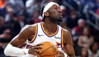 Suns Reveal Interesting Starting Lineup Move vs Hornets