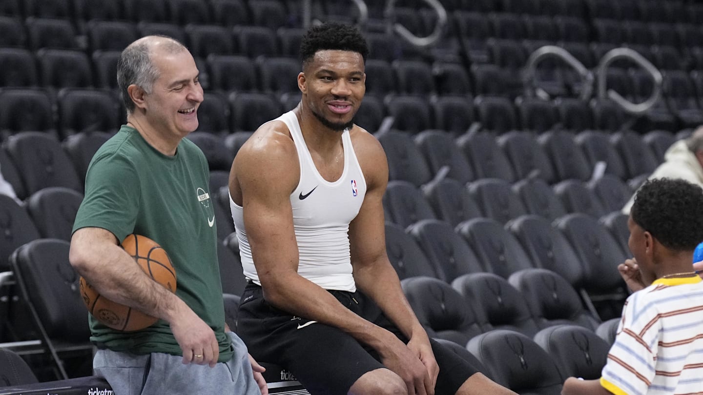 Knicks Go All-In for Giannis as Bucks Situation Gets Messy