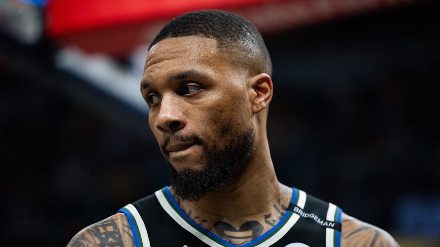 Milwaukee Bucks guard Damian Lillard against the Indiana Pacers at Gainbridge Fieldhouse on April 22, 2025.