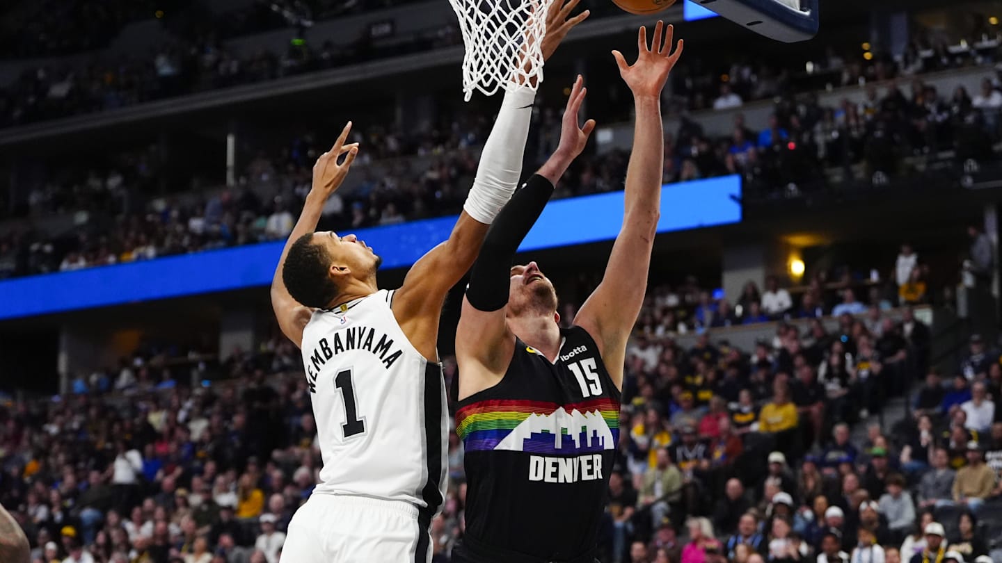 David Adelman Reacts to Jokic, Wembanyama Duel in Nuggets Win vs Spurs