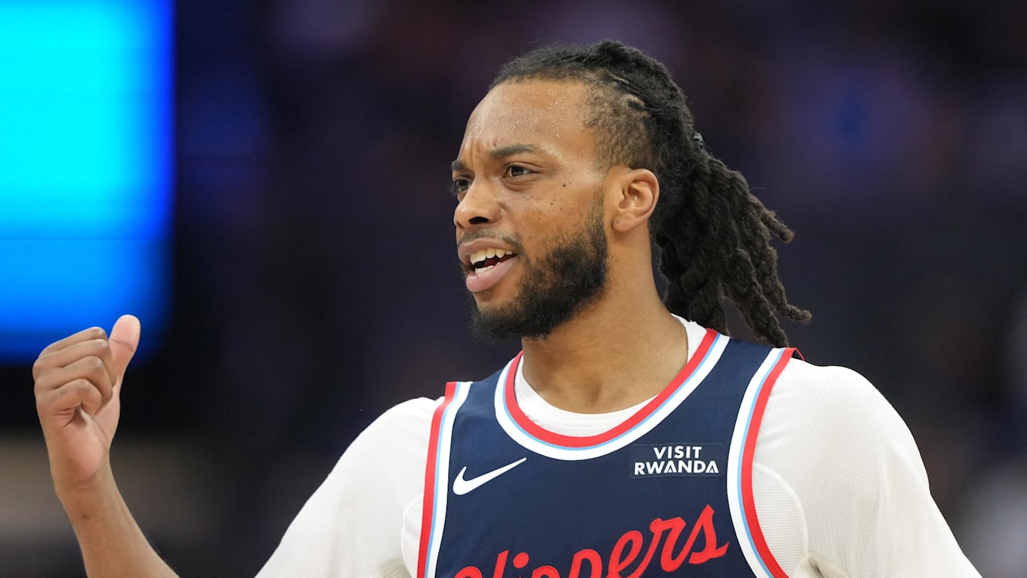 Are Kawhi Leonard & Darius Garland Playing?