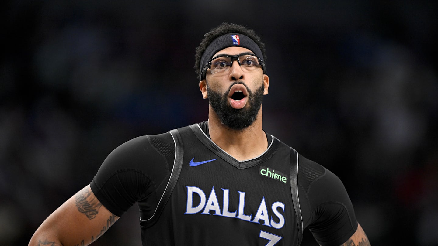 Anthony Davis Makes Critical Mistake, Defends Nico Harrison's 'Vision' For Mavericks