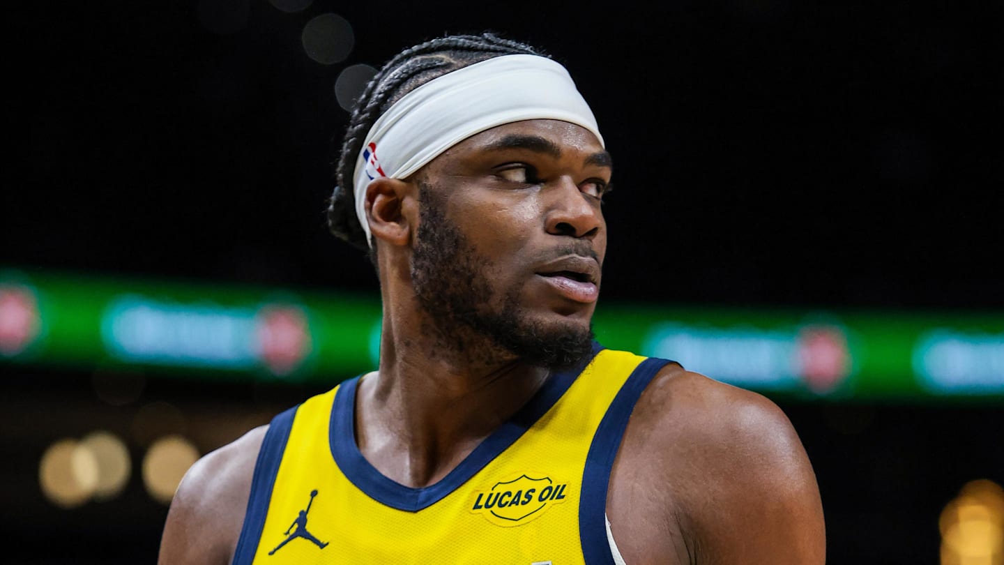 Jan 26, 2026; Atlanta, Georgia, USA; Indiana Pacers forward Jarace Walker (5) during the game against the Atlanta Hawks during the fourth quarter at State Farm Arena. Mandatory Credit: Jordan Godfree-Imagn Images