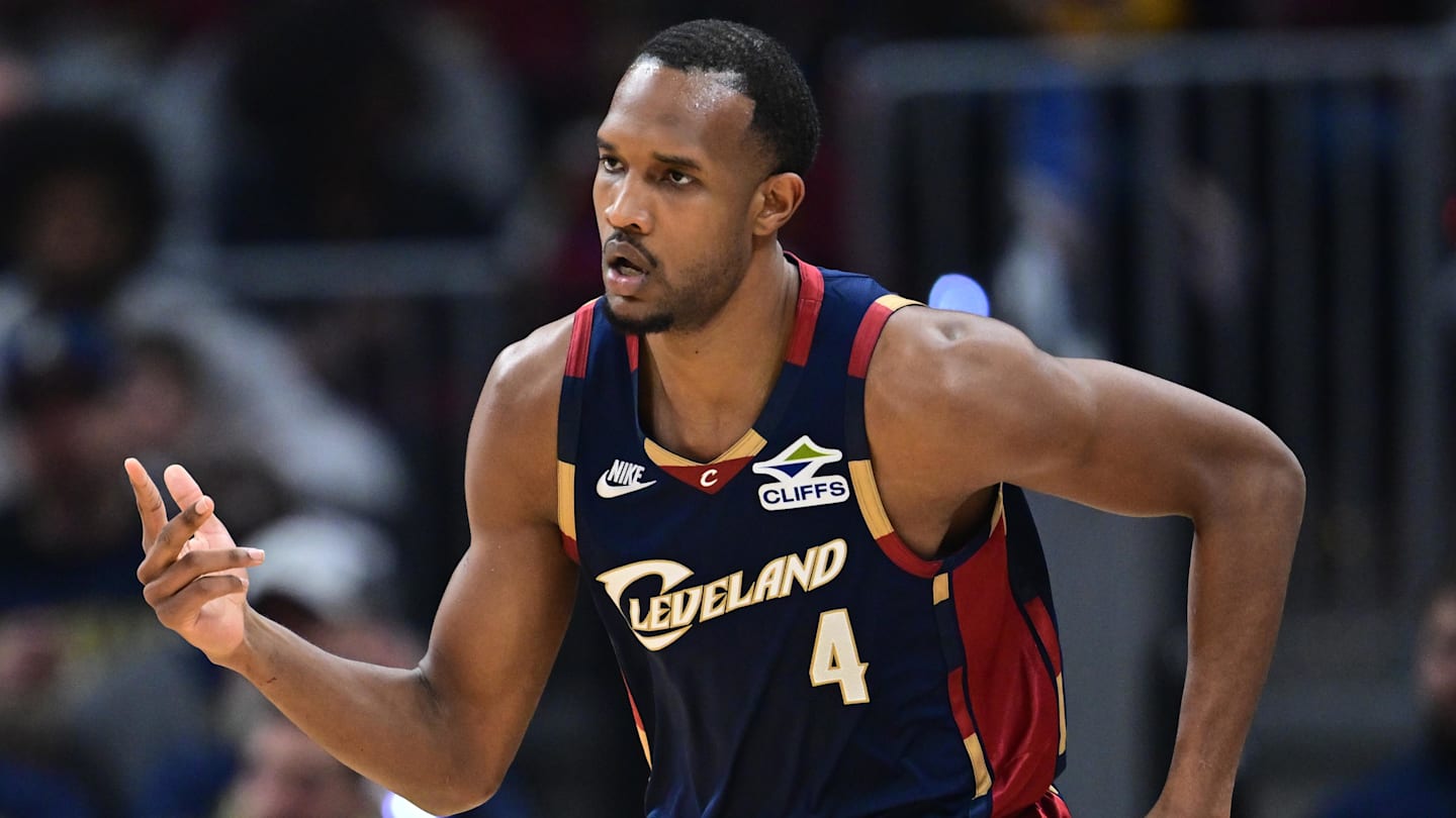 Where to Watch the Cleveland Cavaliers at Toronto Raptors Game 3 Tonight: Time, Streaming, Breakdown