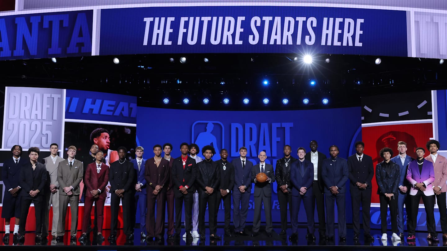 European Prospects Luigi Suigo, Alex Samodurov Declare for 2026 NBA Draft