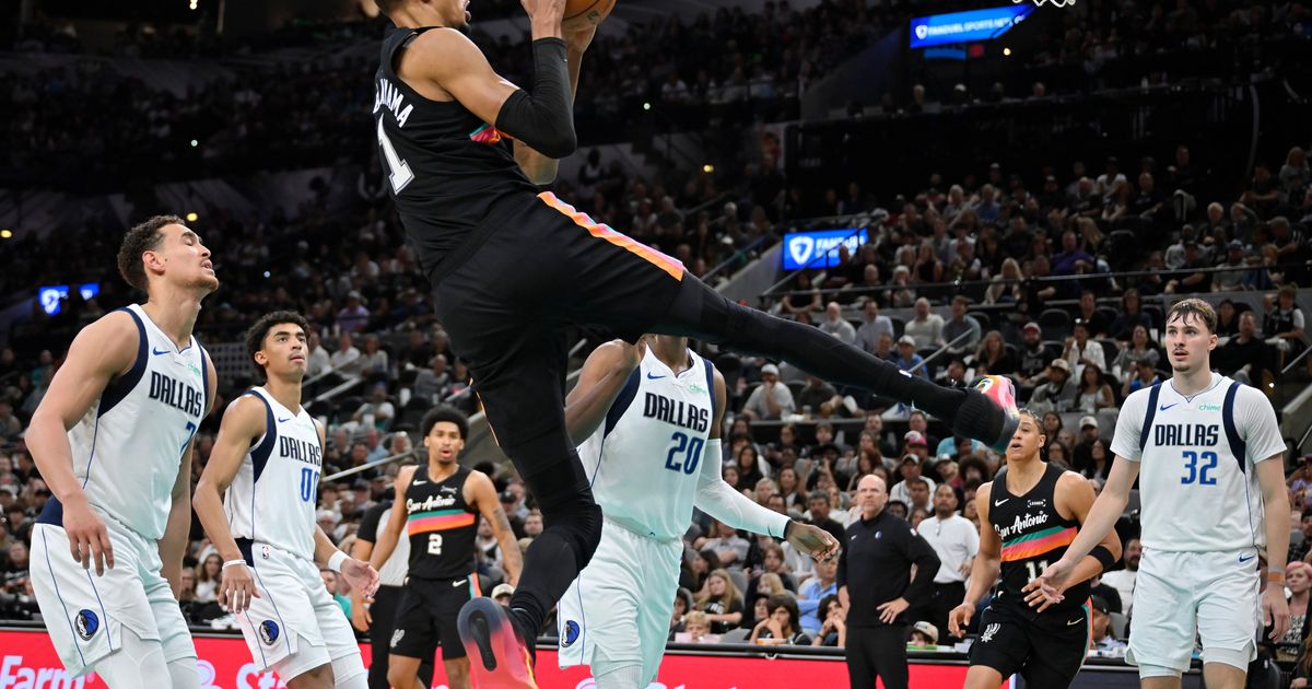 Victor Wembanyama has 40 points, 13 rebounds in 65th game to lead Spurs past Mavericks 139-120 :: WRAL.com