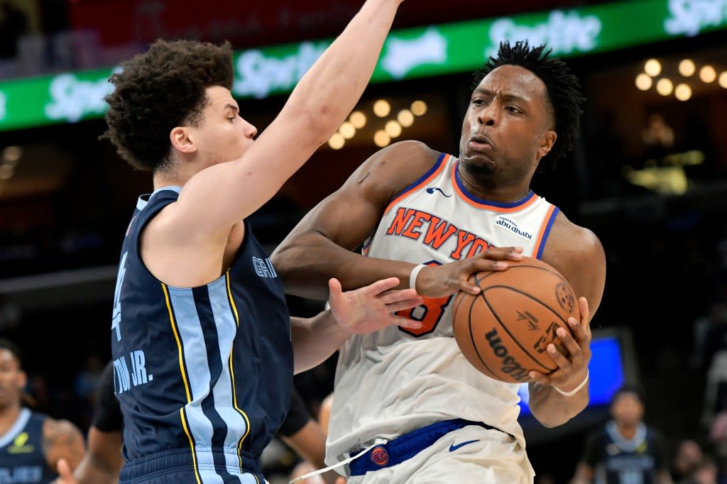 OG Anunoby drives on Walter Clayton Jr. in the second half of the Knicks’ 130-119 win over the Grizzlies on April 1, 2026 in Memphis. AP