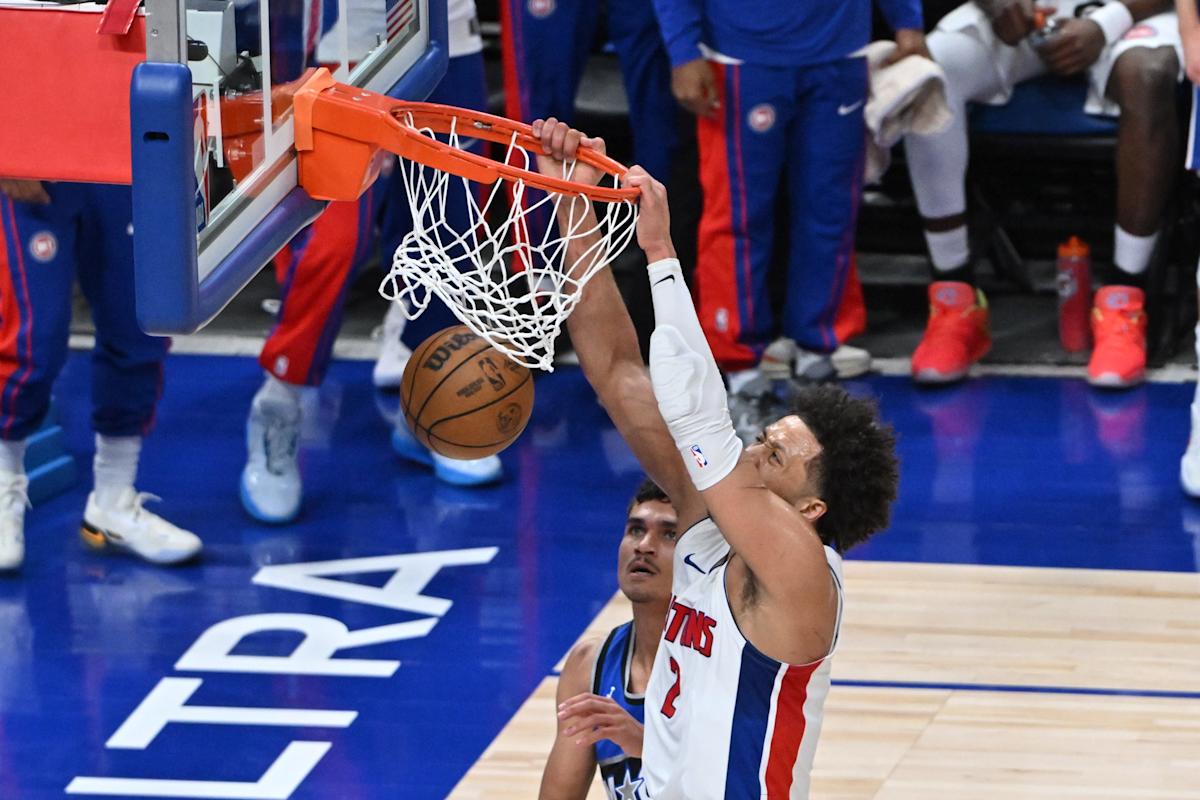 Live updates: Pistons still down, 103-95, late in Game 1 vs. Magic