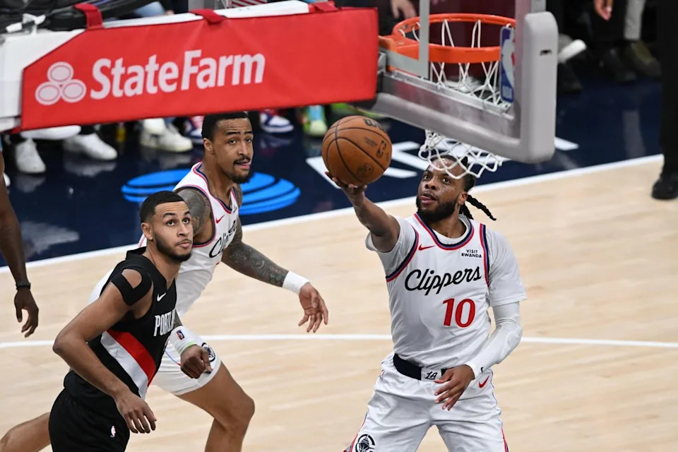 Los Angeles Clippers guard Darius Garland (10) lays the ball in during a game between the Los Angeles Clippers and the Portland Trailblazers on Tuesday, March 31, 2026 at Intuit Dome in Inglewood Calif