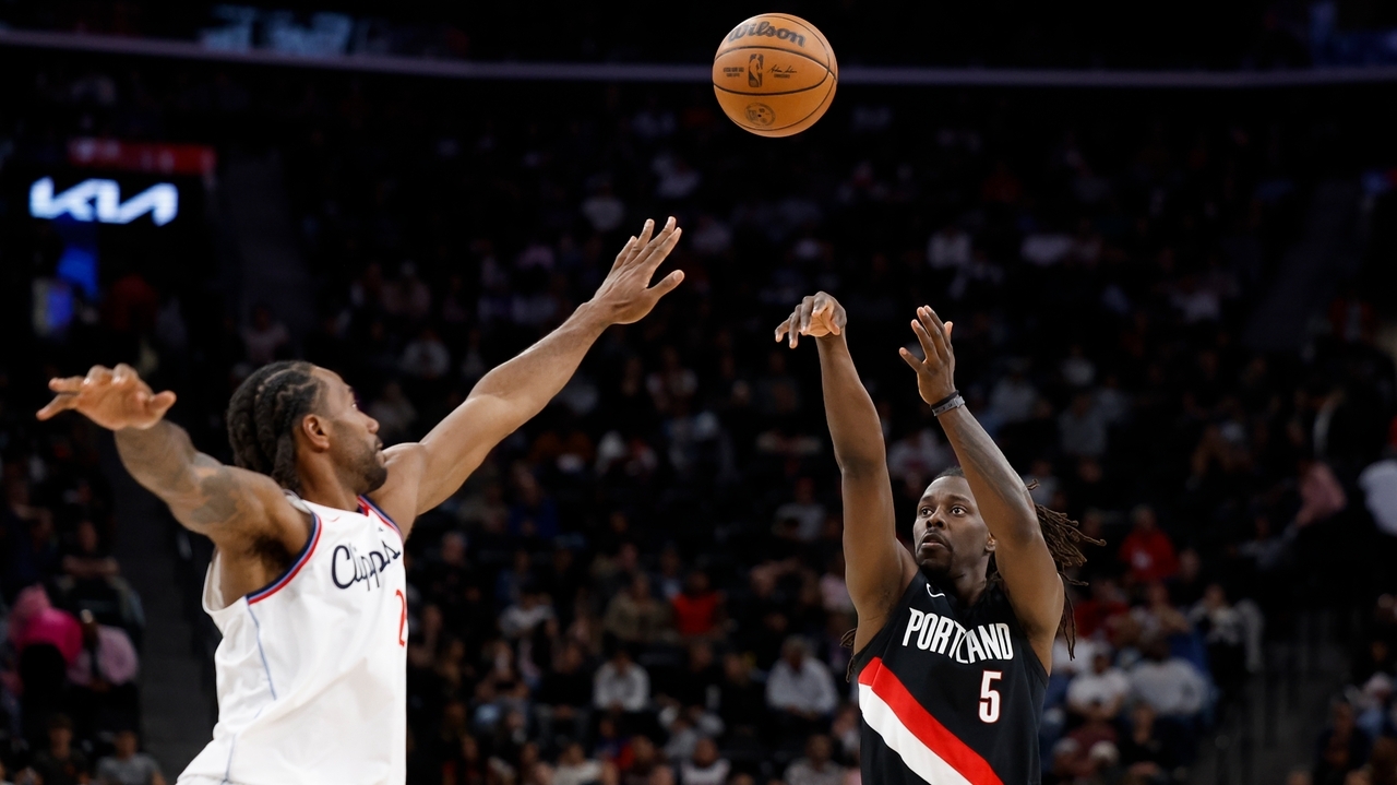 Holiday scores 30, Avdija adds 28 to help Trail Blazers beat Clippers