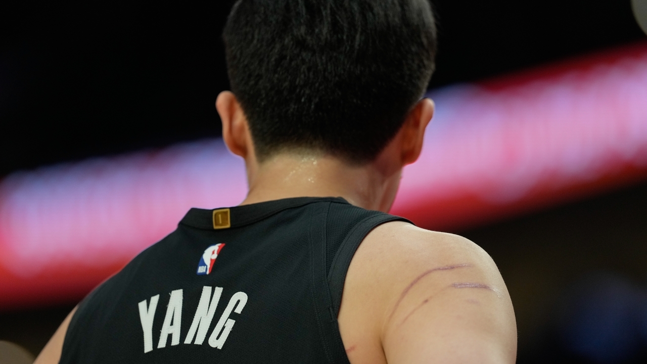 NBA fines Trail Blazers $100K, suspend assistant GMs for breaking rules scouting Chinese center