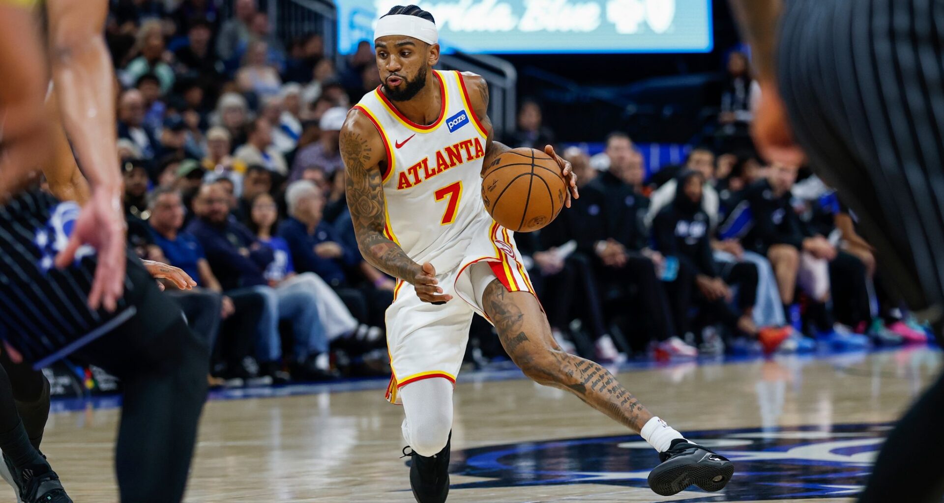 Hawks rout Magic 130-101 for 17th win in 19 games