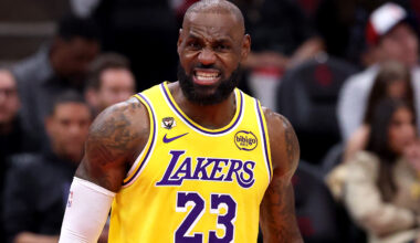 LeBron James Handed Historic Loss as Lakers Injuries Pile Up