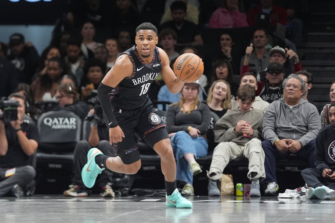 Nets G Malachi Smith signs multi-year contract