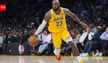 Is LeBron James playing tonight vs the Dallas Mavericks? Latest update on the Los Angeles Lakers star's injury report (April 5, 2026) | NBA News