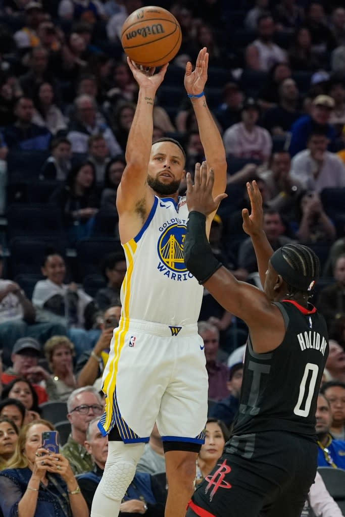Curry scored 29 points in 26 minutes. AP