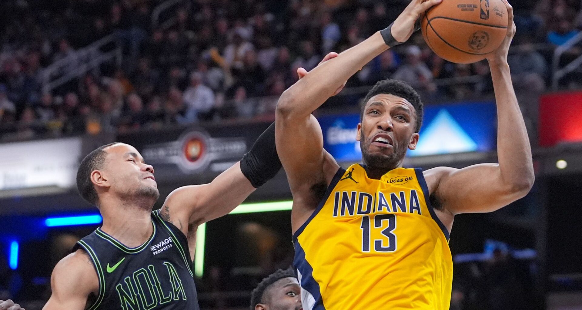 Hawks bolster inside depth for playoff run by signing former Pacers center Tony Bradley
