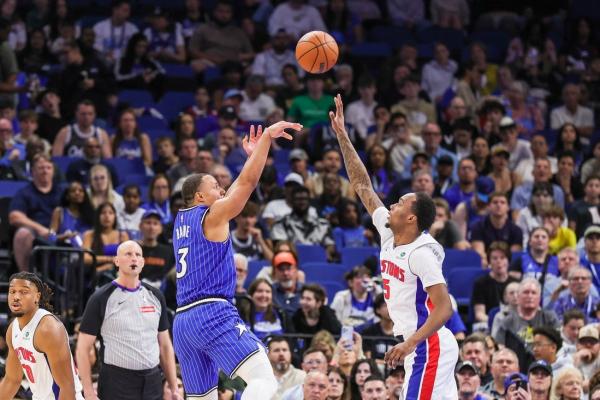 Magic continue playoff push with win over Pistons