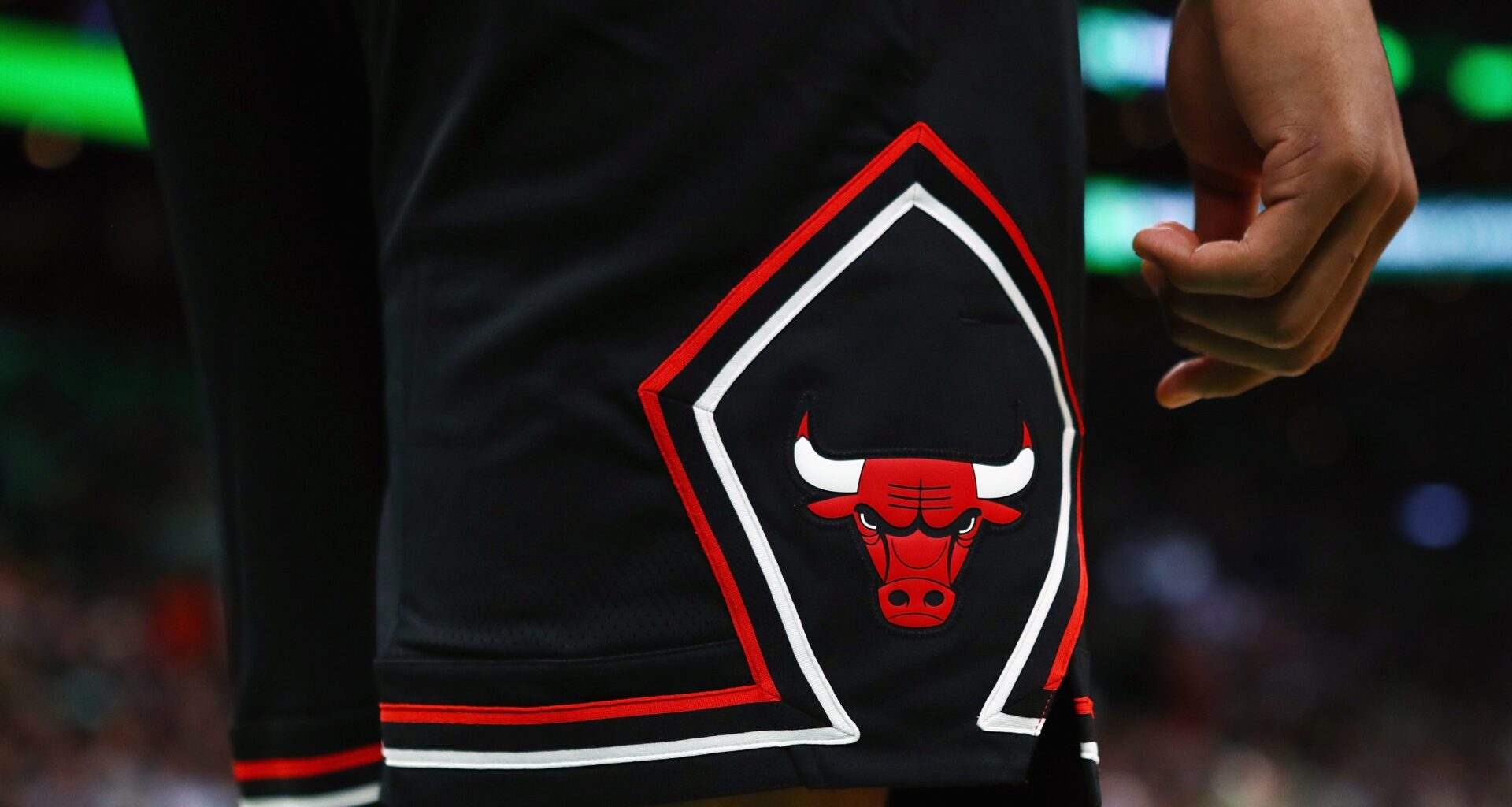 Ex-76ers Sharpshooter Linked to Bulls' Front Office Vacancy