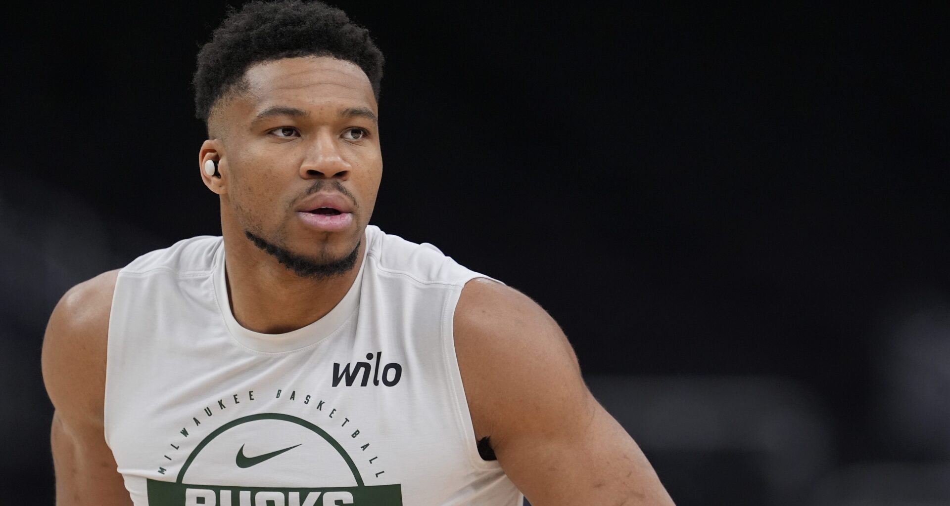 Bold Trade Demand Has Knicks Going All In For Giannis Antetokounmpo
