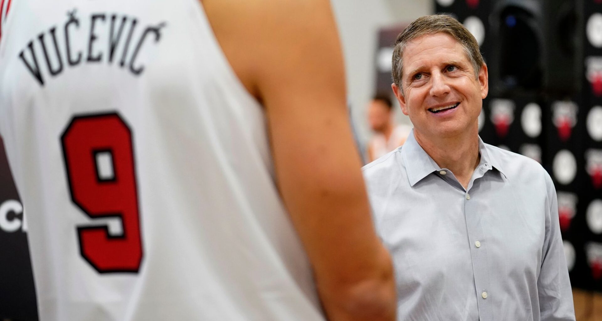 Bulls CEO Michael Reinsdorf says he wants coach Billy Donovan to remain in his job