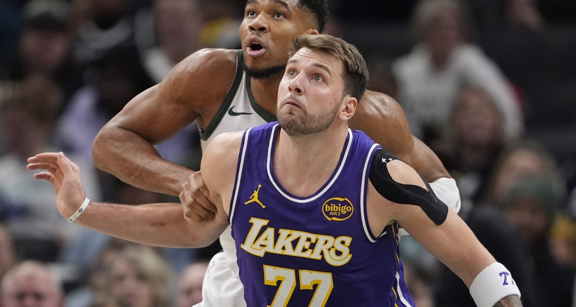 Lakers Get Positive Report On Trading For Giannis This Summer