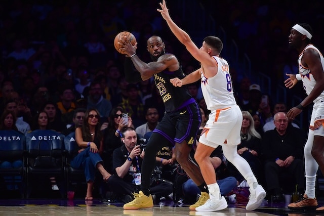 LeBron James Continues Stellar Play In Win Over Suns