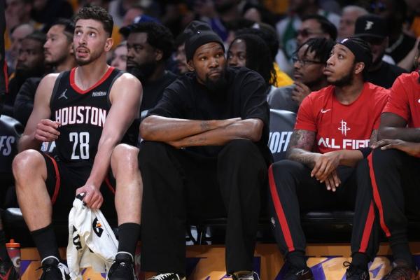 Kevin Durant takes spotlight as Rockets try to even series with Lakers