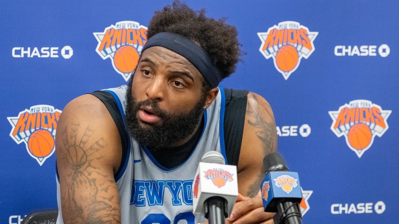 Mitchell Robinson embraces playoffs after recalling the woes