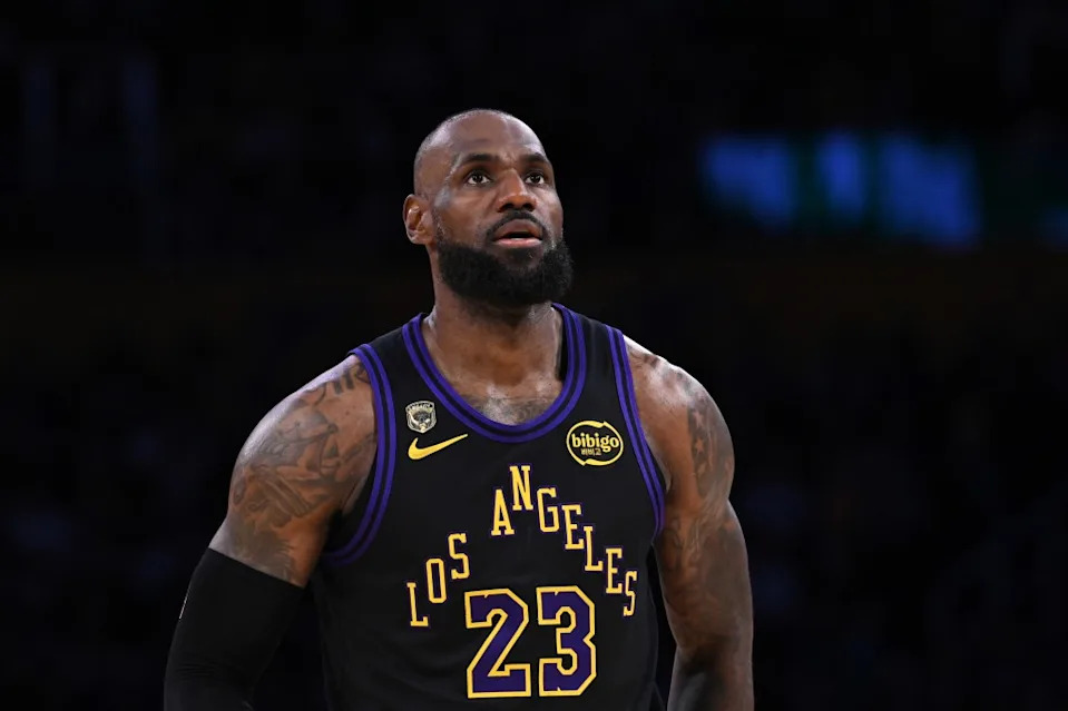 <a class="link " href="https://sports.yahoo.com/nba/teams/la-lakers/" data-i13n="sec:content-canvas;subsec:anchor_text;elm:context_link" data-ylk="slk:The Lakers;sec:content-canvas;subsec:anchor_text;elm:context_link;itc:0" data-yga="{"yLinkElement":"context_link","yModuleName":"content-canvas","yLinkText":"The Lakers","ySubModuleName":"anchor_text","yHasCommerce":false}">The Lakers</a>’ LeBron James has shown he is comfortable filling any role the team needs. NBAE via Getty Images