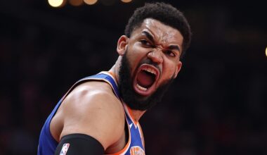 Knicks rout Hawks in Game 4 behind Karl-Anthony Towns' triple-double