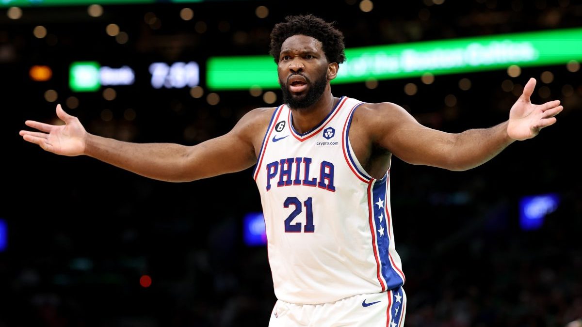 Former 76ers Star Says Team Should Consider Joel Emiid Trade