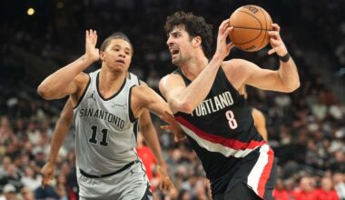 Spurs look to continue torrid stretch against feisty Mavericks