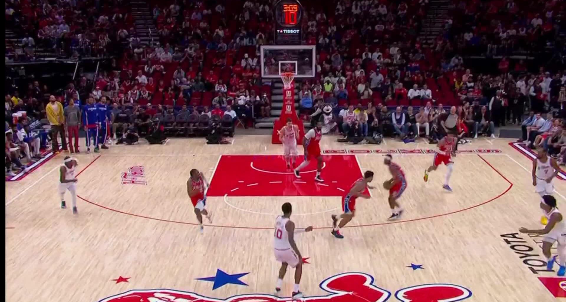 Kevin Durant scores 29 as the Rockets beat the 76ers 113-102 for their 8th straight win