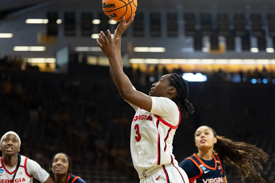 Georgia guard Dani Carnegie (3) drives to the basket against the Virginia Cavaliers March 21, 2026 during a First Round NCAA March Madness game at Carver-Hawkeye Arena in Iowa City, Iowa.