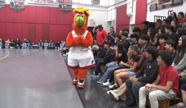 Miami Heat hold Earth Day celebration with students at Driftwood Middle School - WSVN 7News | Miami News, Weather, Sports
