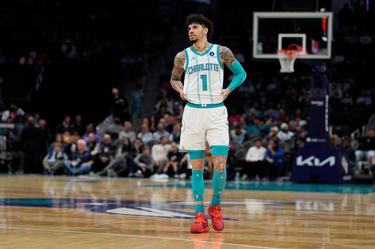 Charlotte Hornets guard LaMelo BalJim Dedmon-Imagn Images