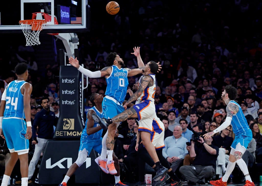 Knicks forward Jeremy Sochan puts up a shot as Charlotte Hornets forward Miles Bridges jumps to defend during the second half at Madison Square Garden. JASON SZENES FOR THE NEW YORK POST