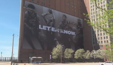 Cavs playoff run already boosting business for downtown Cleveland bars