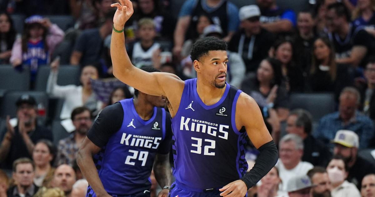 Raynaud scores 28 points to help the Kings beat the Pelicans |