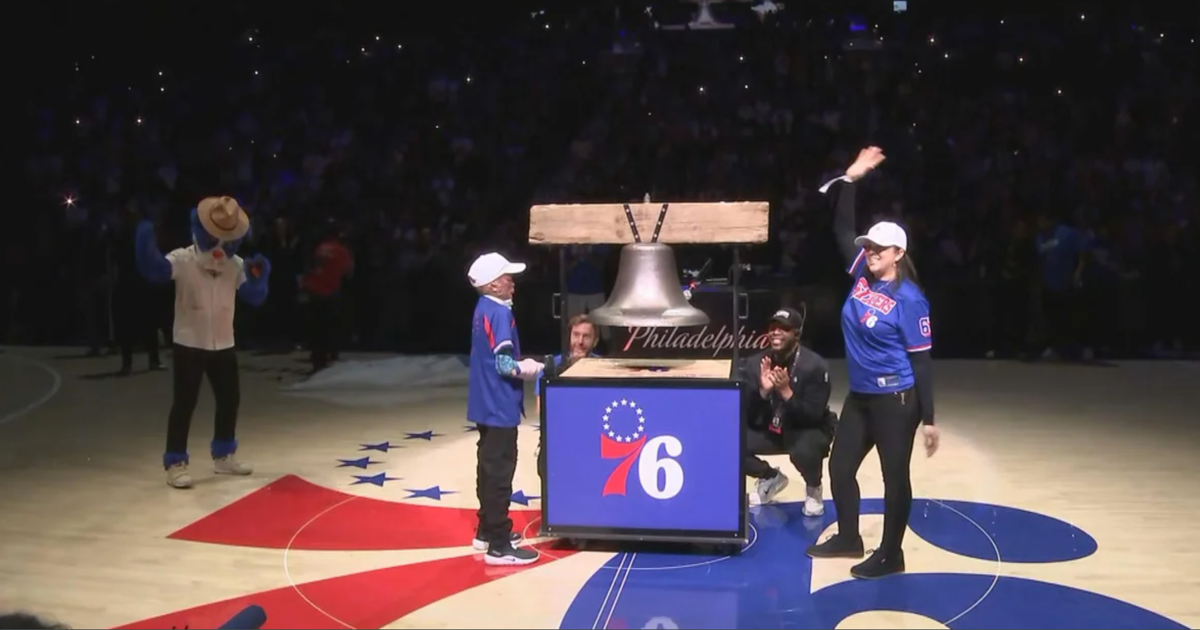 10-year-old Northeast Philadelphia plane crash survivor rings bell before Sixers-Timberwolves game | News