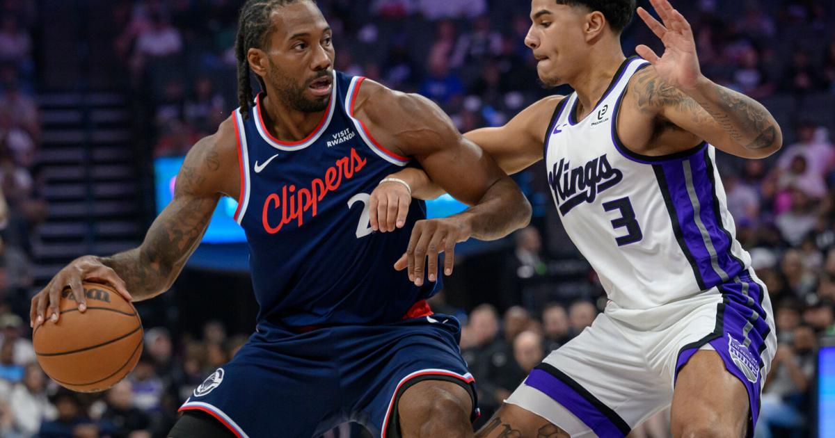 Kawhi Leonard scores 26 points to lead the Clippers to a 138-109 win over the Kings | Associated Press