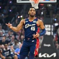 Lakers down Rockets as Nuggets, Knicks and Cavs win NBA playoff openers | Nation